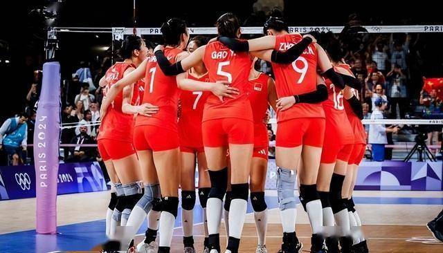 关于世联赛-女排0-3送意大利8连胜单局30-32饮恨的信息
