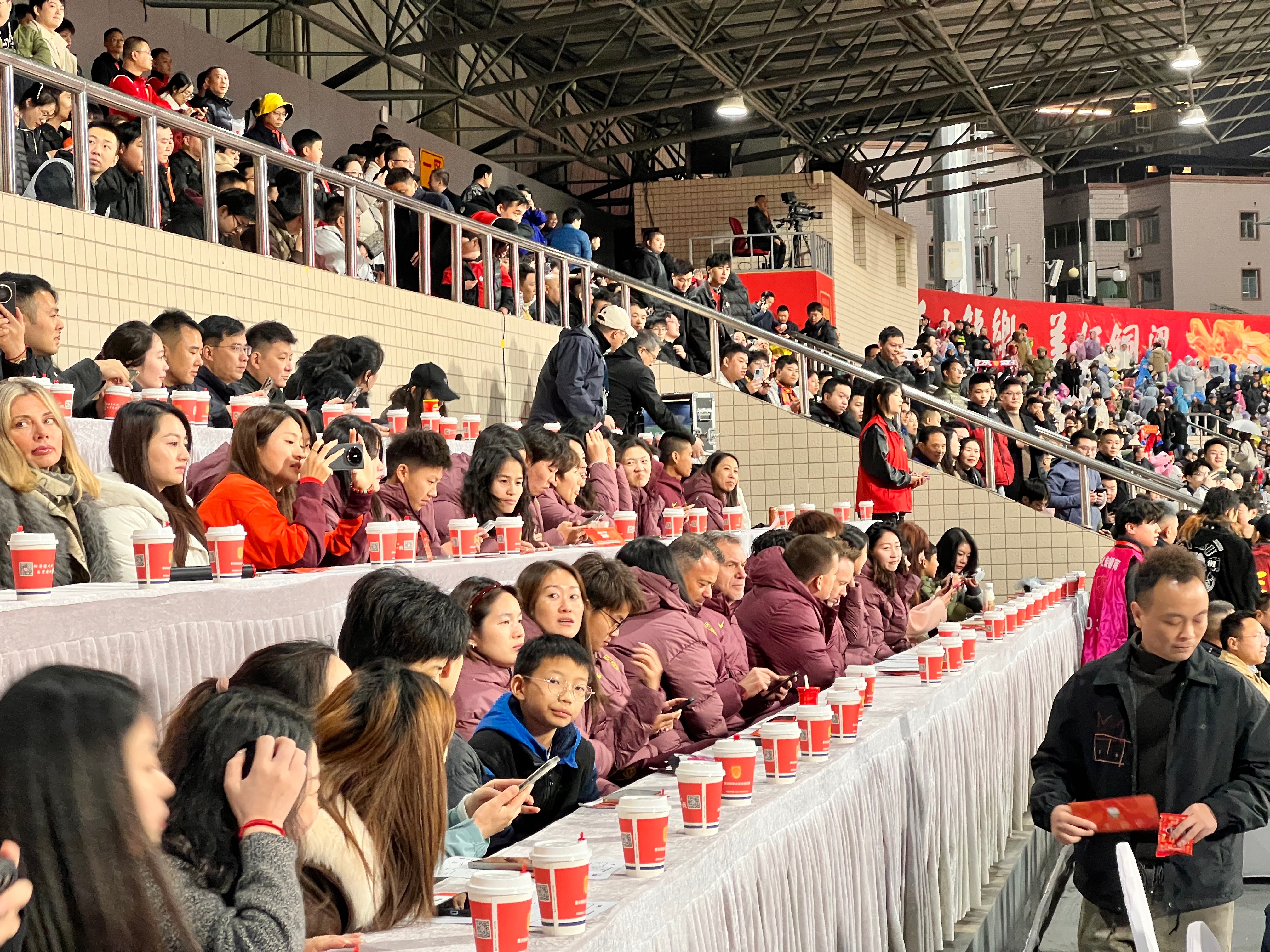 开云体育入口-重庆铜梁龙大胜领跑中甲第八轮多场焦点战上演进球盛宴
