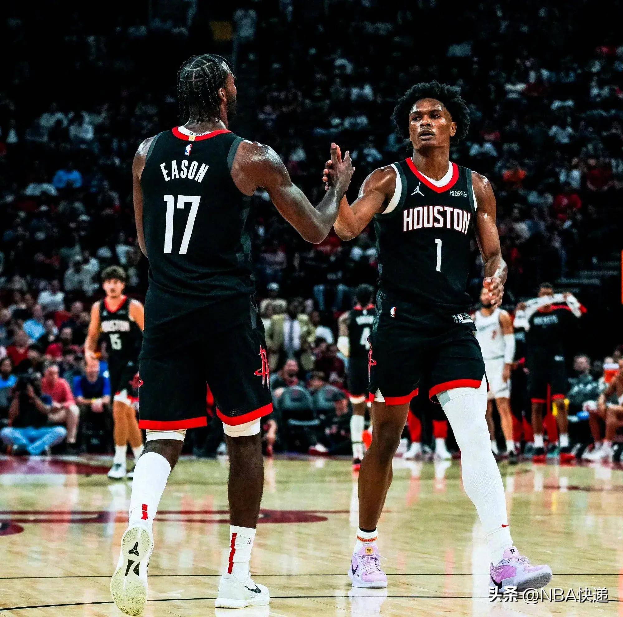 包含NBA西部强队对决，火箭胜鹈鹕取得连胜的词条